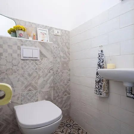 Lemon & Mint * Komiža