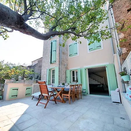 Villa Lemon & Mint *